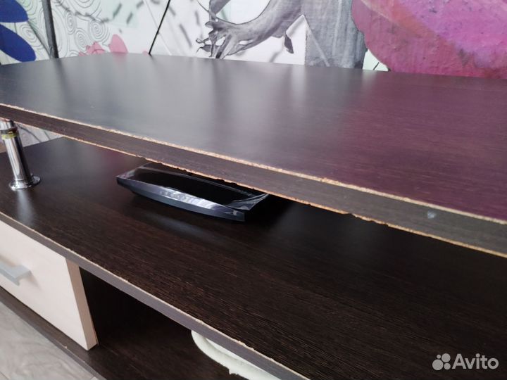 Тумба под телевизор