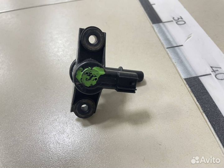 Клапан вентиляции топливного бака Ford Explorer 20