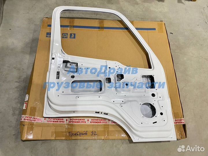 Дверь левая Hyundai HD72 HD78