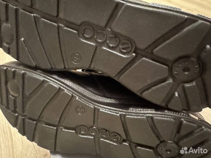 Ботинки Ecco р. 38