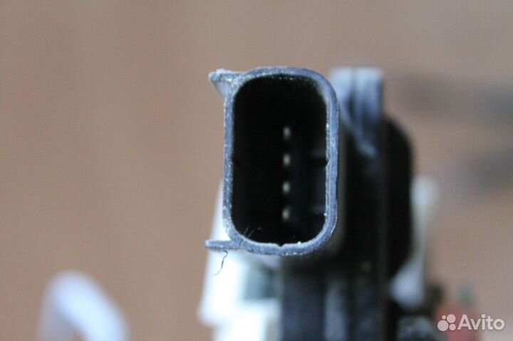 Замок двери левый передний Kia Cerato 2013-2020