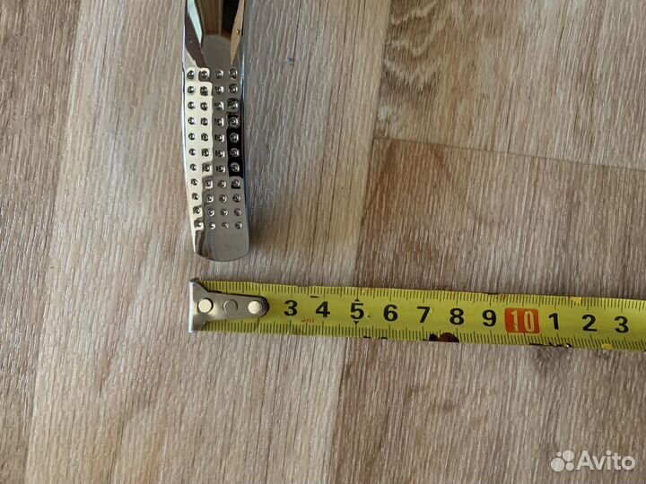 Крючки для одежды