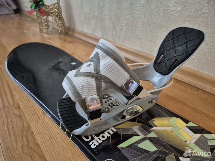 Комплект сноуборд с креплениями