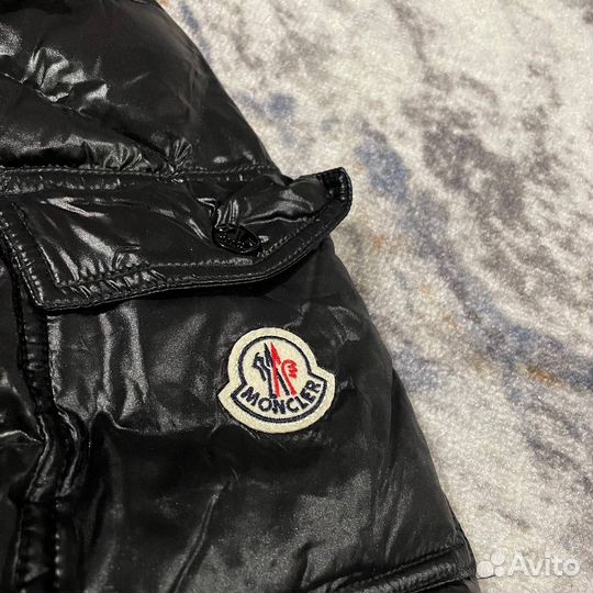 Пуховик Moncler