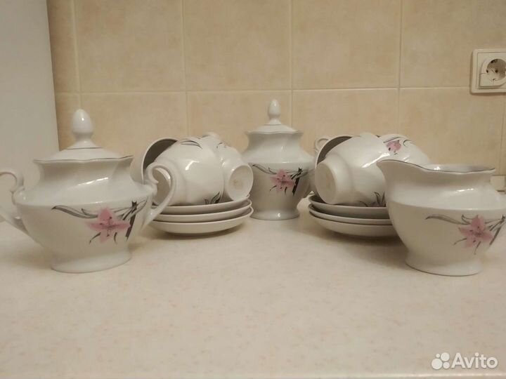 Сервиз чайный фарфоровый (Рига)