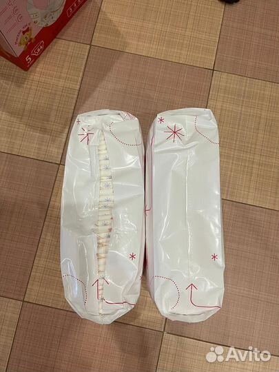 Подгузники huggies