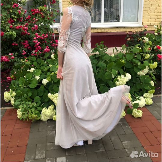 Платье для выпускного вечера