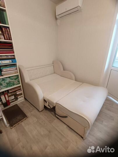 Мини диван раскладной бу