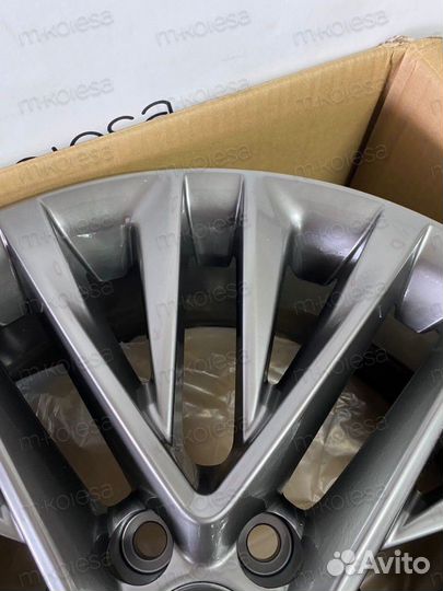 Диски Lexus R19