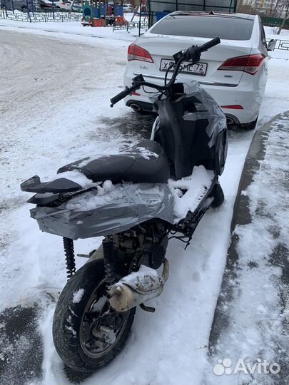 Скутер на запчасти