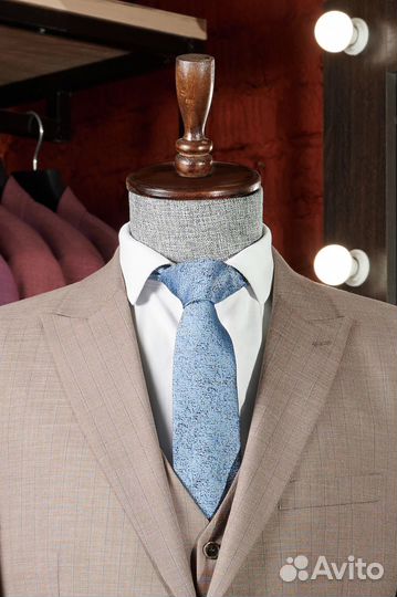 Костюм тройка мужской
