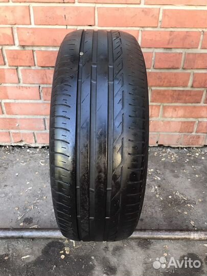 Bridgestone Turanza T001 215/60 R16