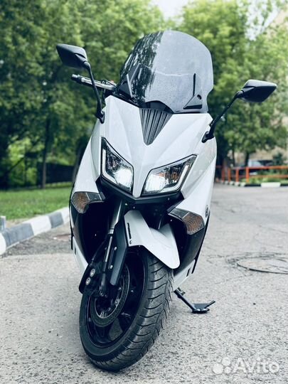 Yamaha T-Max 530
