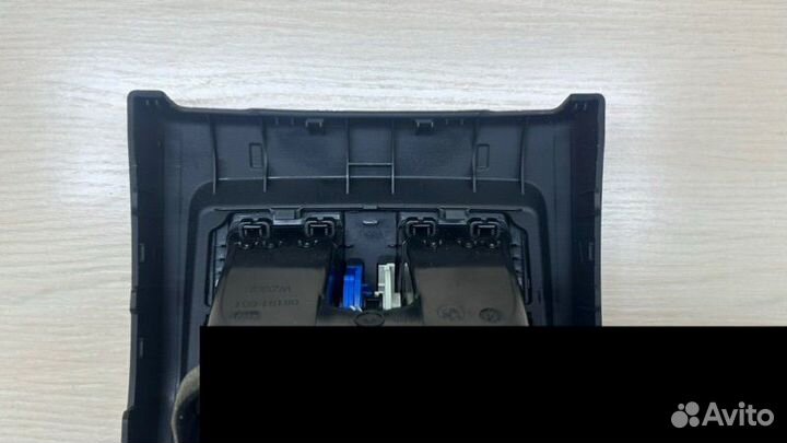 Накладка центральной консоли Bmw 3-Series F34