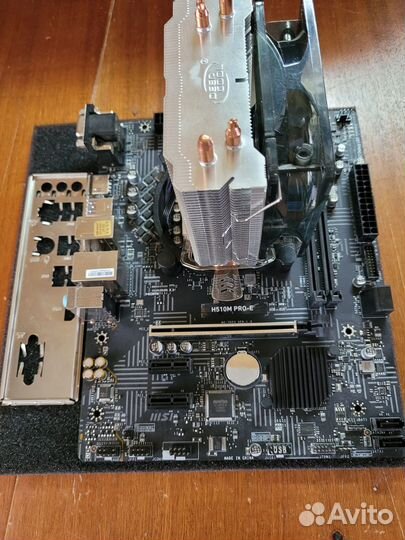 Материнская плата с процессором