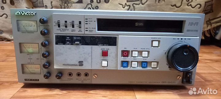 Студийный Victor BR-S611 professional S VHS