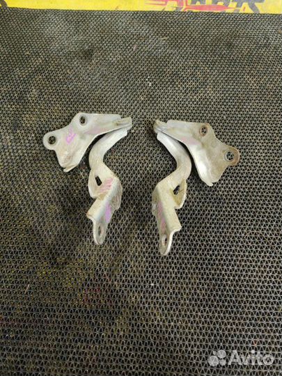 Петля капота Toyota Mark Ii GX110 1GFE