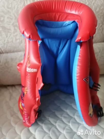 Детский надувной жилет