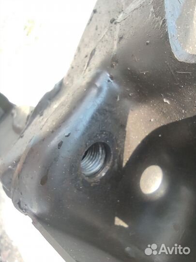 Подрамник mitsubishi lancer 9