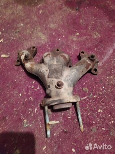 Коллектор выпускной логан