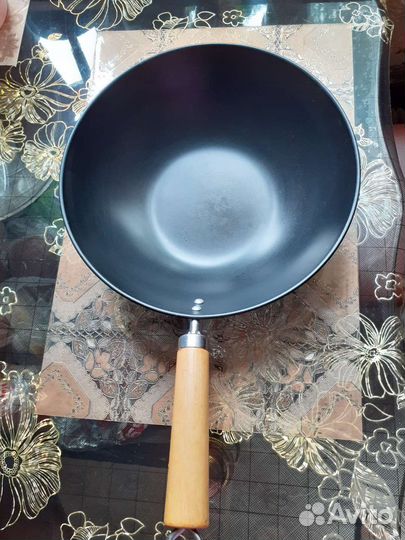 Сковорода вок
