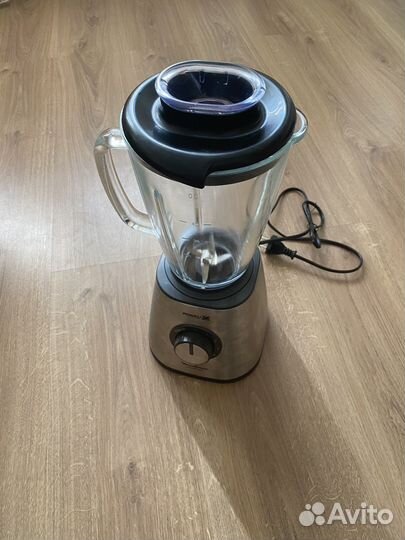 Блендер Moulinex LM439D10