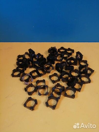 Зарядное устройство для аккумуляторов 18650