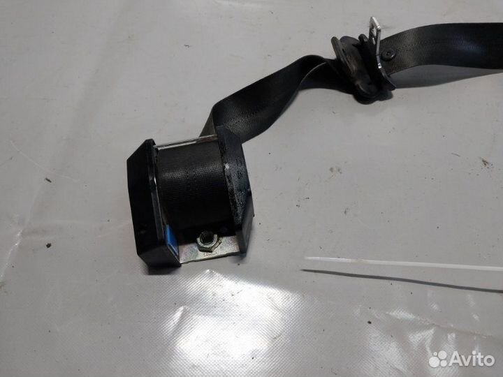 Ремень безопасности передний левый Ваз Калина