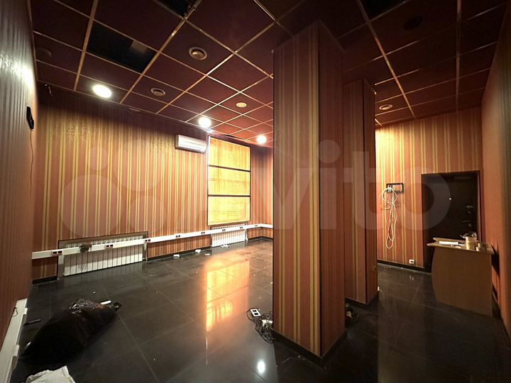 3-к. квартира, 97 м², 1/7 эт.