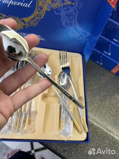 Столовый набор ложки и вилки