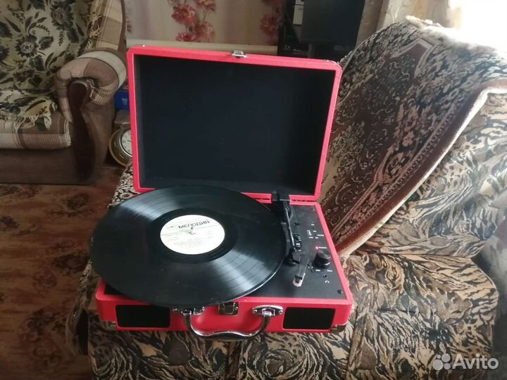Проигрыватель винила СССР