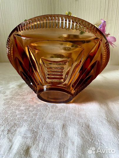 Ваза антикварная Неман