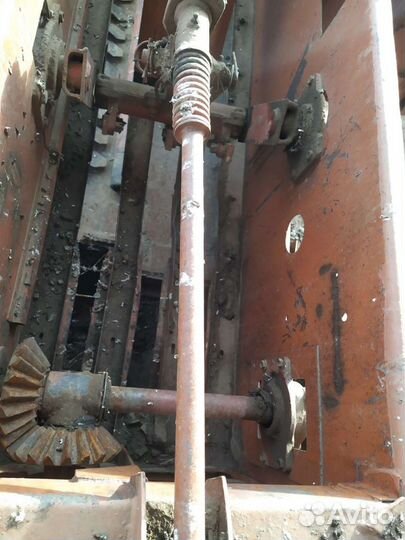 Пресс-подборщик Киргизстан ППЛ-Ф-1.6М-2, 1990