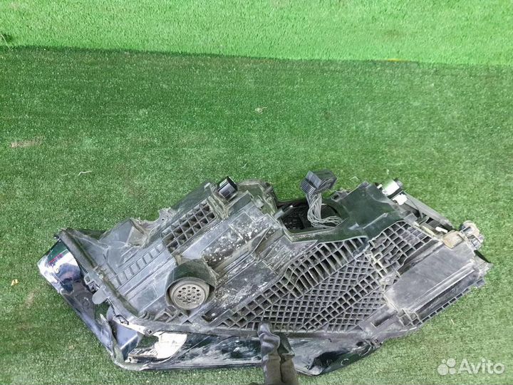 Фара правая Audi Q7/SQ7