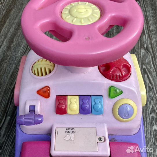 Машинка-каталка толокар с ручкой звук дисней