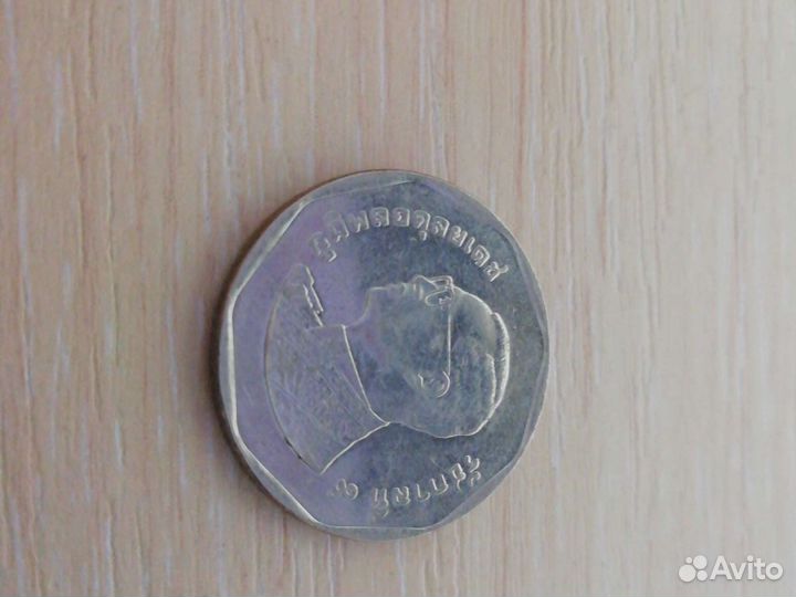 Монета Таиланда