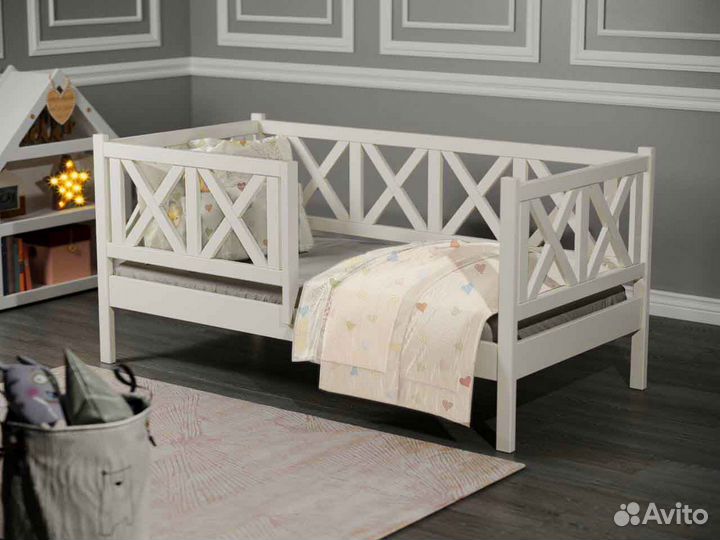 Кроватка детская из натурального дерева высокий бо