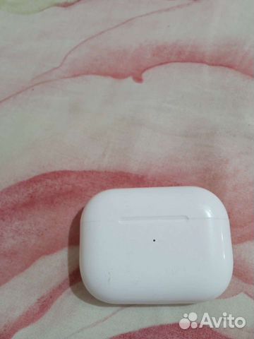 Беспроводные наушники apple airpods