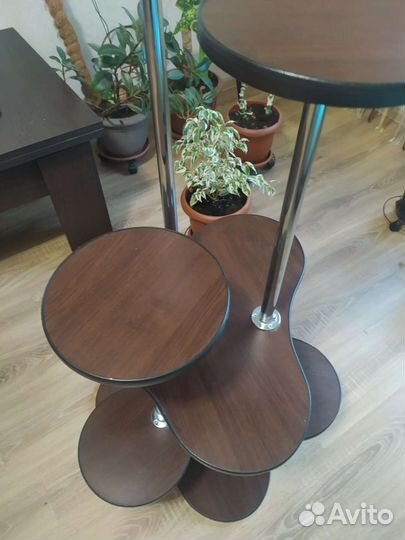 Подставка для цветов напольная