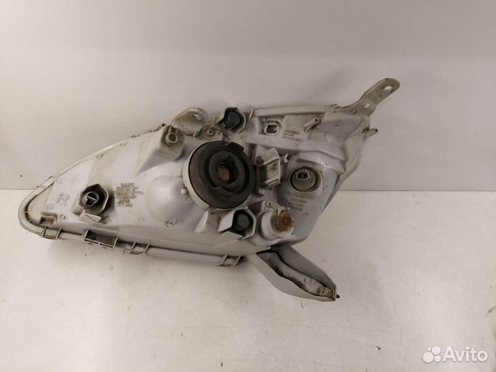 Фара правая Toyota Prius NHW10 (1997 - 2003)