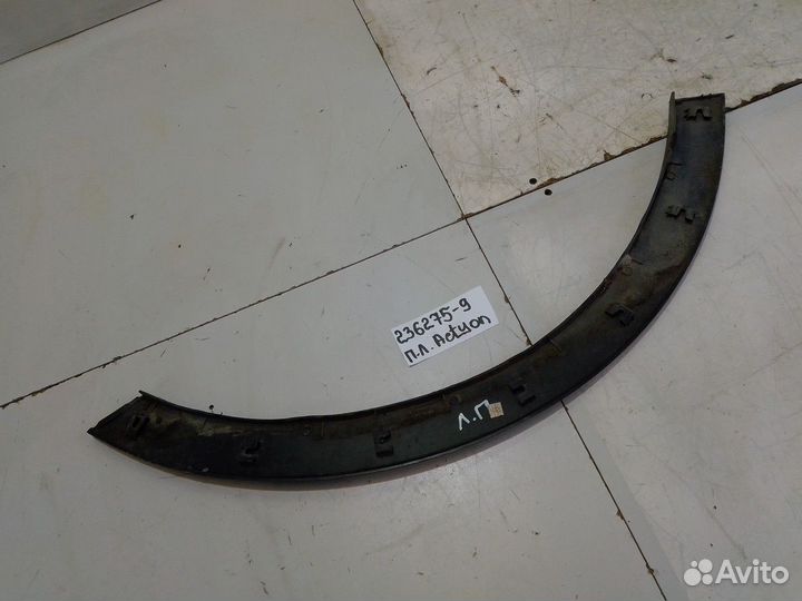 Молдинг крыла передний левый