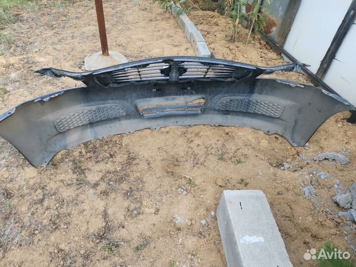 Бампер передний Infiniti G35