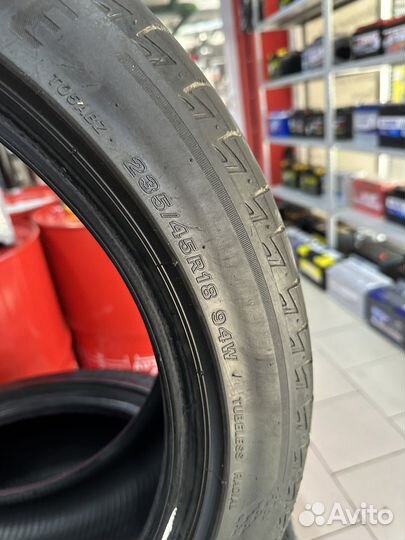 Bridgestone Turanza T005A 235/45 R18 95V