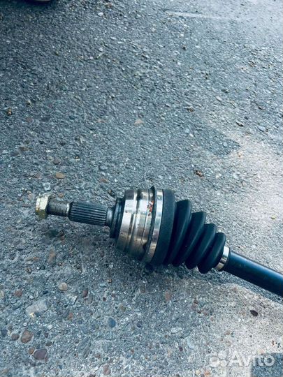 Привод правый передний Renault duster