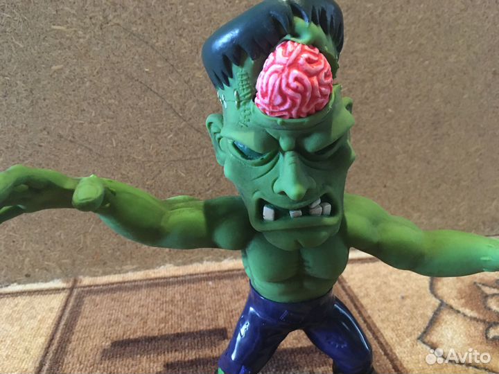 Робот паук, игрушка франкенштейн