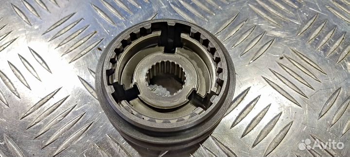 Муфта 5 передачи fiat Doblo (55200962)