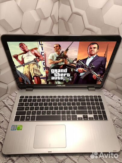 Игровой Аsus 15.6 Дюйма/GeForce 920M/intel/8 Озу