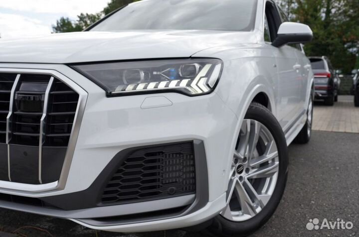 Audi Q7 3.0 AT, 2023, 2 100 км