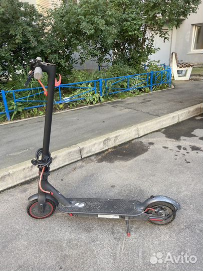 Электросамокат xiaomi m365 pro