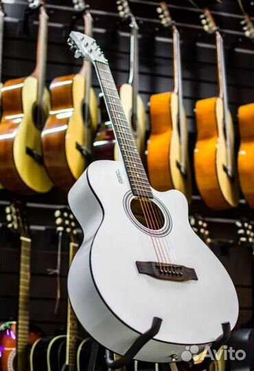 Акустическая гитара Elitaro E4010C White